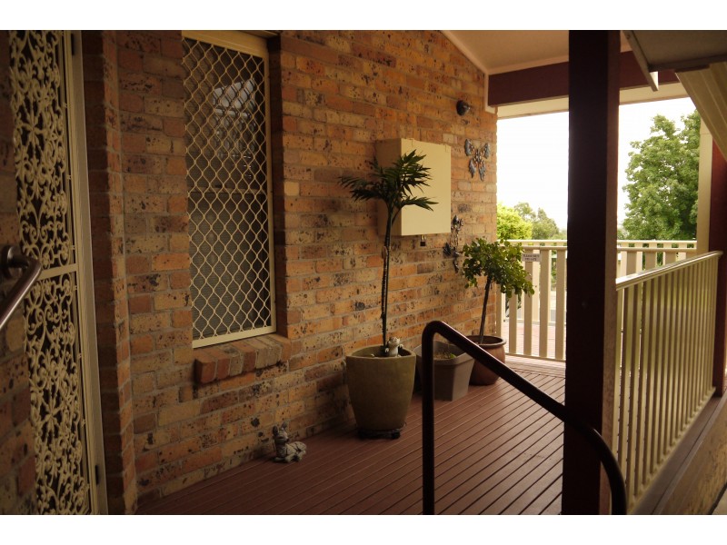16 Kirkpatrick Cl, Gunnedah NSW 2380