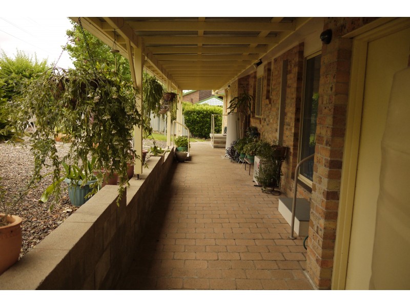 16 Kirkpatrick Cl, Gunnedah NSW 2380