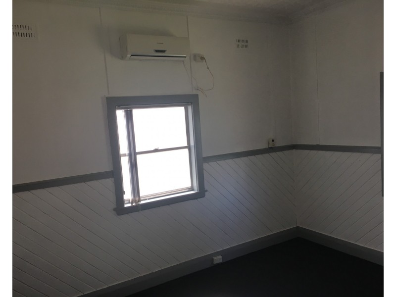 147 Little Conadilly Street, Gunnedah NSW 2380