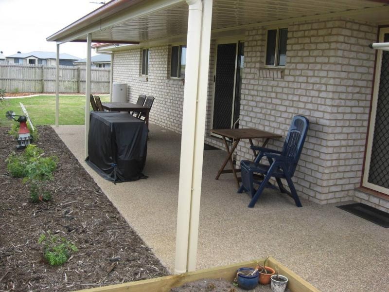 6 Federation Street, Bargara QLD 4670