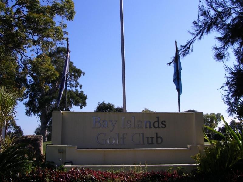 14 Eastbourne Terrace, Macleay Island QLD 4184