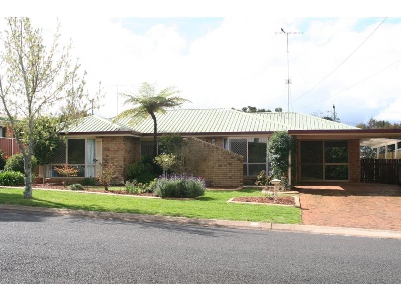 13 Marwedel Street, Kearneys Siding, Toowoomba QLD 4350