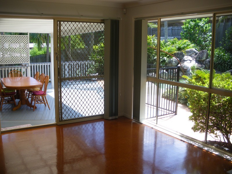 9 Gwandalan Street, Eight Mile Plains QLD 4113