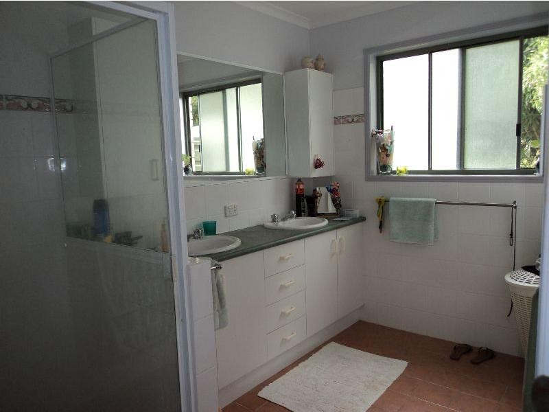 912 Mungar Road, Grahams Creek QLD 4650