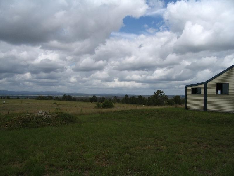 284 Pratts Road, Drinan QLD 4671