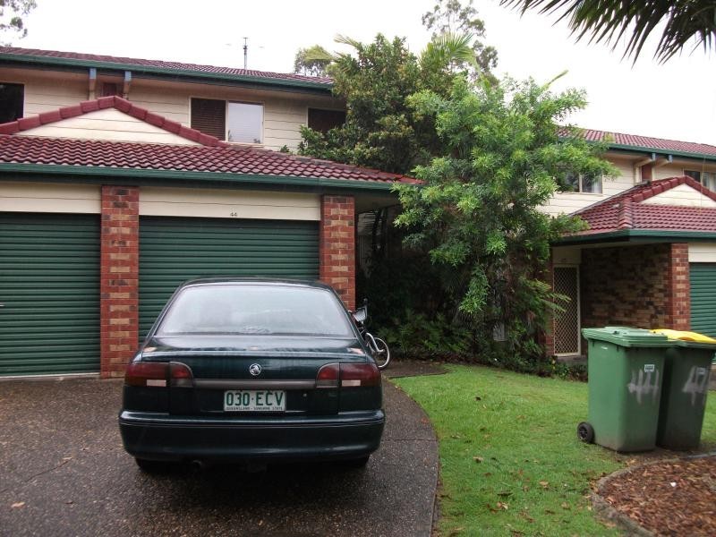 108 Overland Drive, Edens Landing QLD 4207