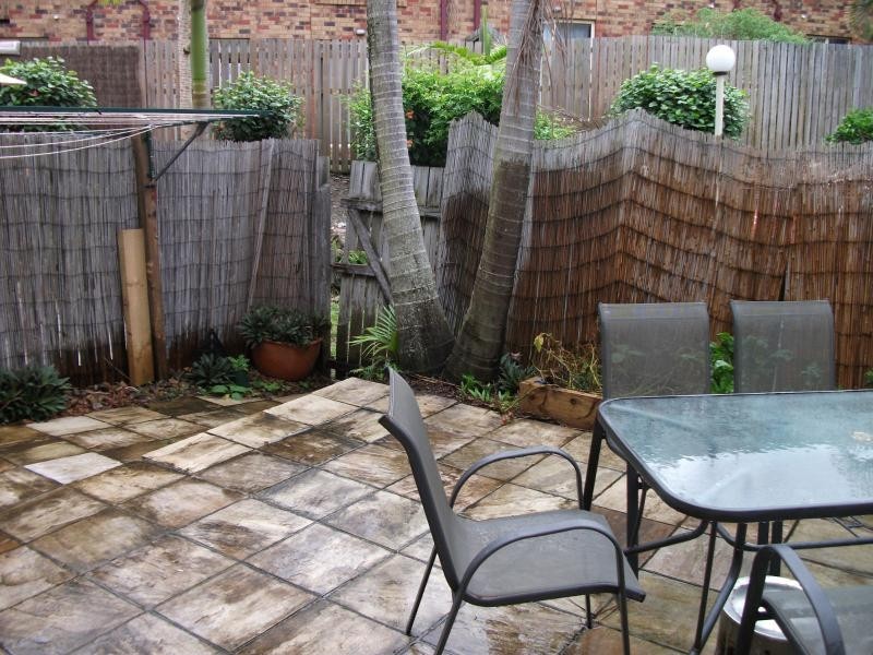 108 Overland Drive, Edens Landing QLD 4207