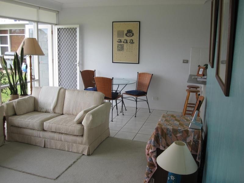 2/127 Queenscliff Road, Queenscliff NSW 2096