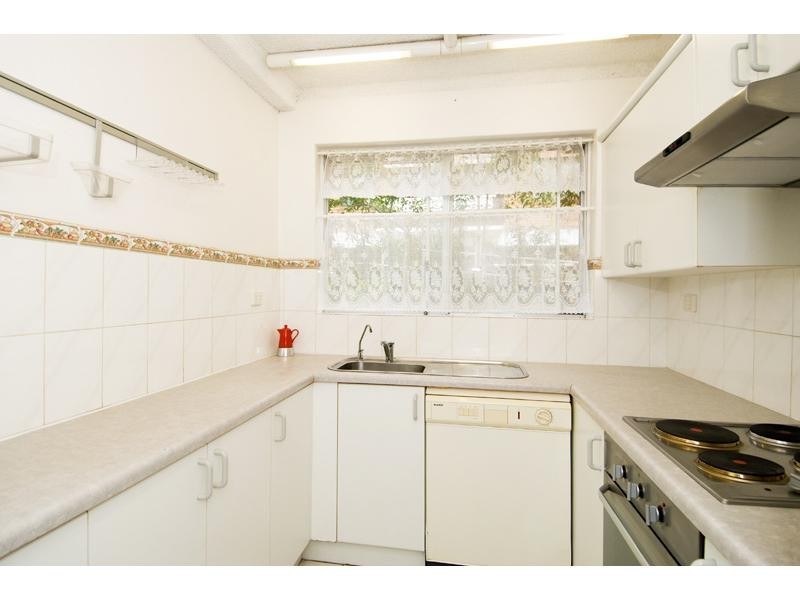8/41-43 Campbell Parade, Manly Vale NSW 2093