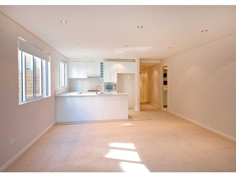 Unit 1//4-16 Kingsway, Dee Why NSW 2099