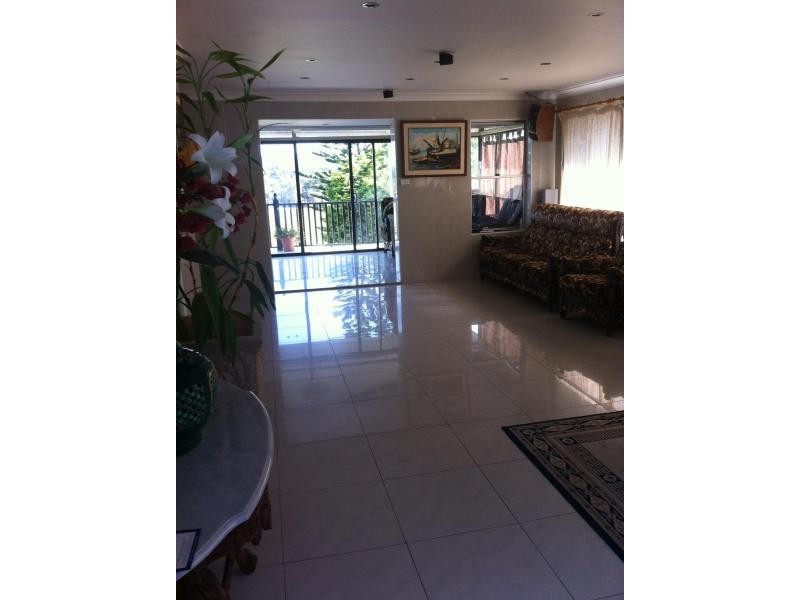 27 Arnott Crescent, Warriewood NSW 2102