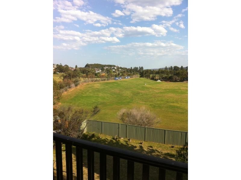 27 Arnott Crescent, Warriewood NSW 2102