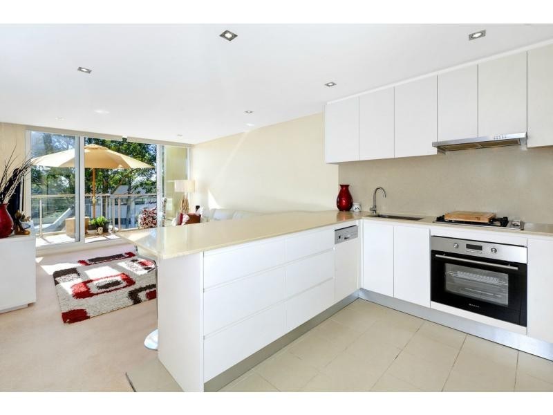 32/4-16 Kingsway, Dee Why NSW 2099