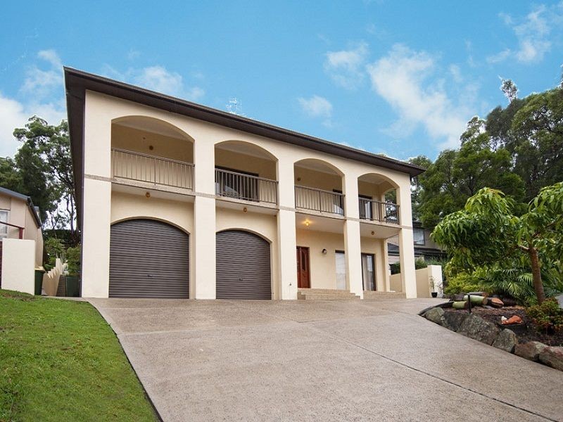 136 Rose Avenue, Wheeler Heights NSW 2097