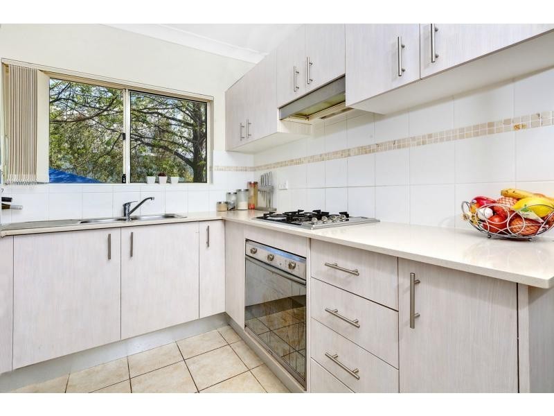 2/80 Old Pittwater Road, Brookvale NSW 2100