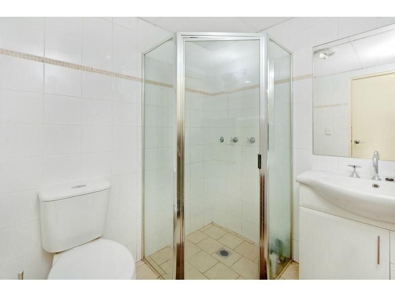 2/80 Old Pittwater Road, Brookvale NSW 2100