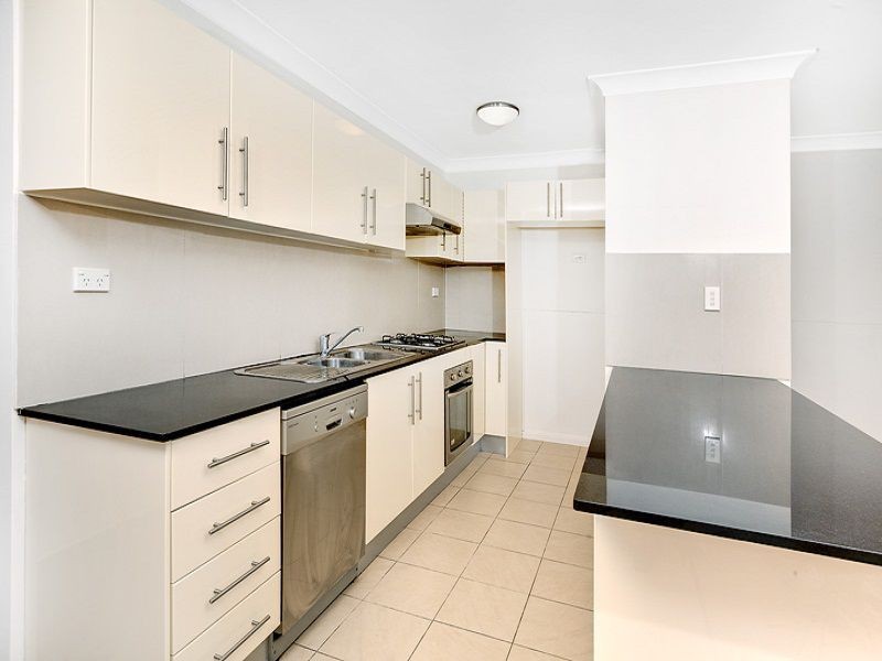12/8-10 Shackel Avenue, Brookvale NSW 2100