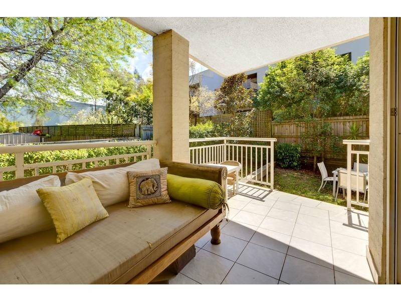 2/80 Old Pittwater Road, Brookvale NSW 2100