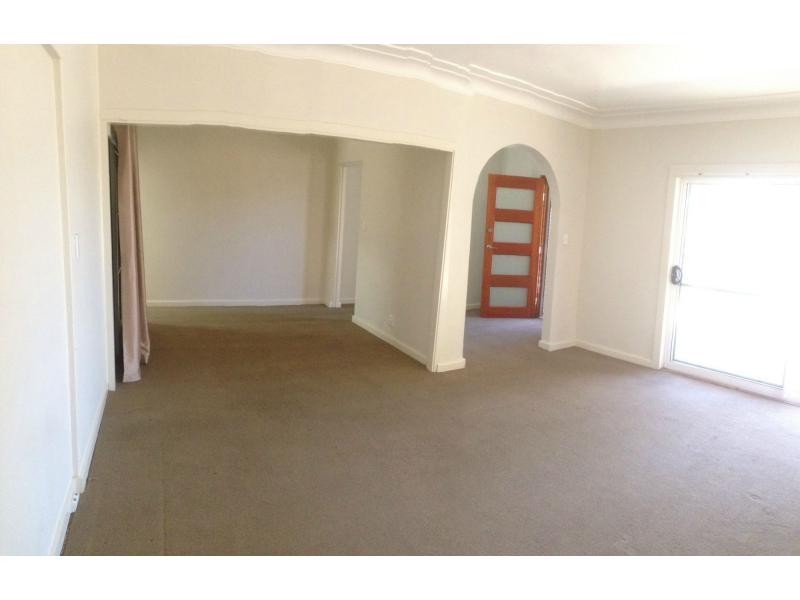 1/219 Warringah Road, Beacon Hill NSW 2100