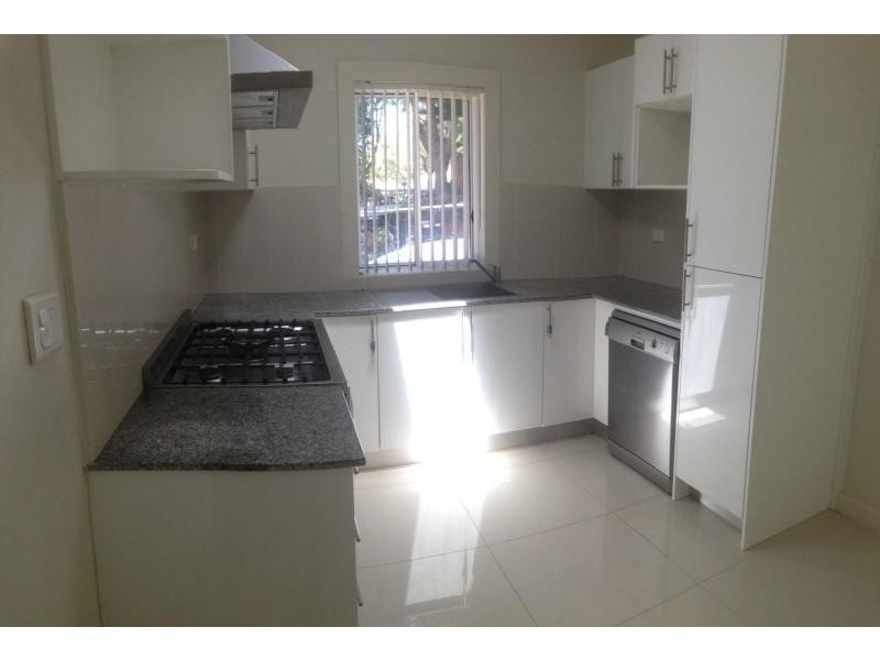 1/219 Warringah Road, Beacon Hill NSW 2100
