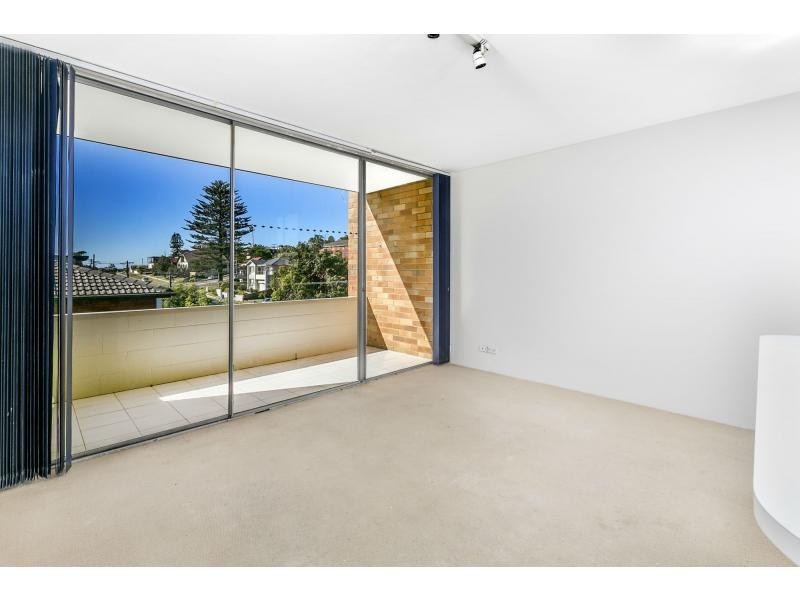 17/168 Pacific Parade, Dee Why NSW 2099