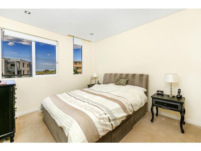 Unit 43/4-16 Kingsway, Dee Why NSW 2099