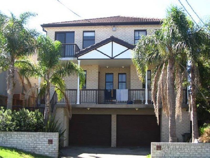 1/9 Robertson Road, North Curl Curl NSW 2099