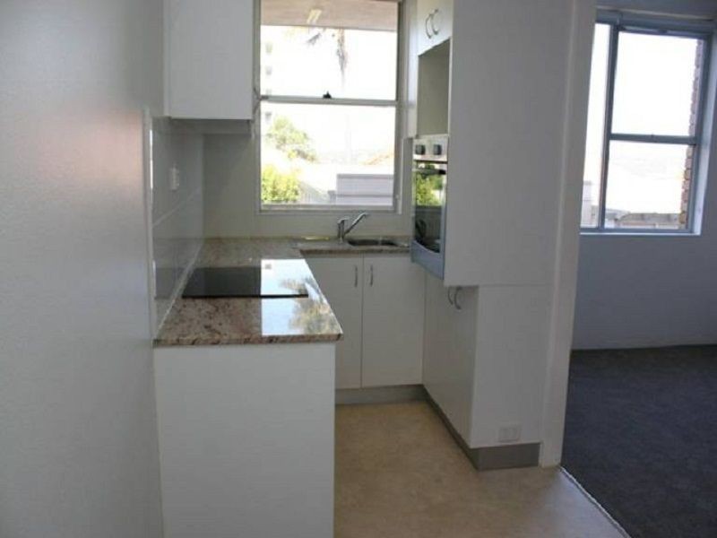 7 Hilltop Crescent, Fairlight NSW 2094