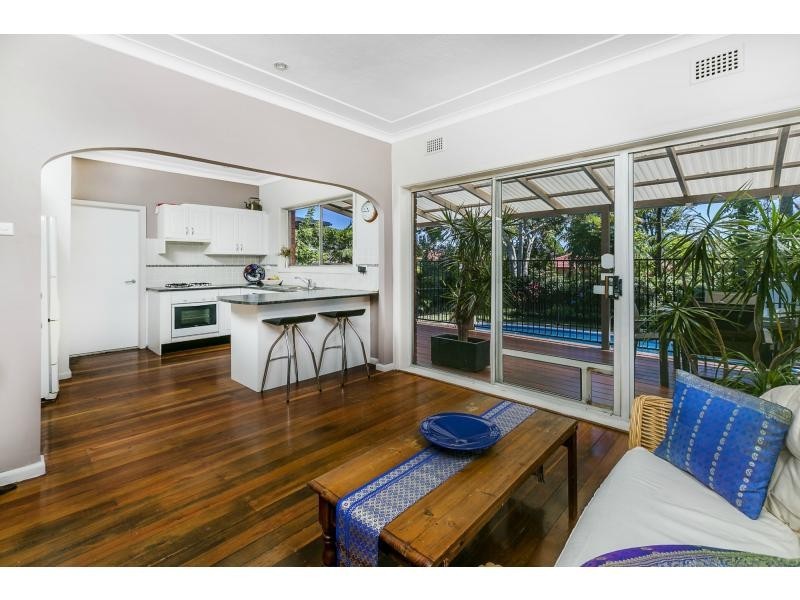 80 Warringah Road, Narraweena NSW 2099