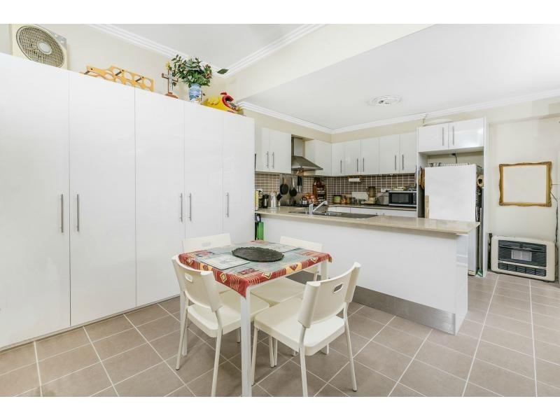 2/3-5 Shackel Avenue, Brookvale NSW 2100
