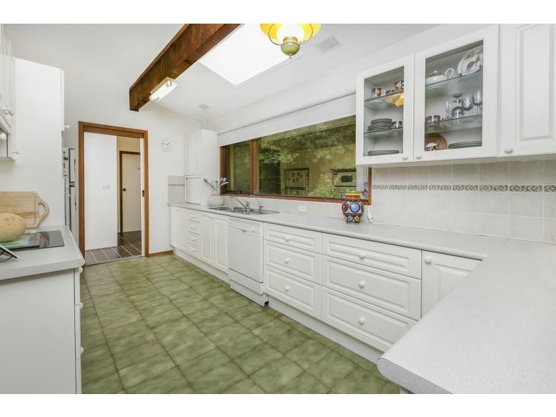 31 Tatiara Crescent, North Narrabeen NSW 2101