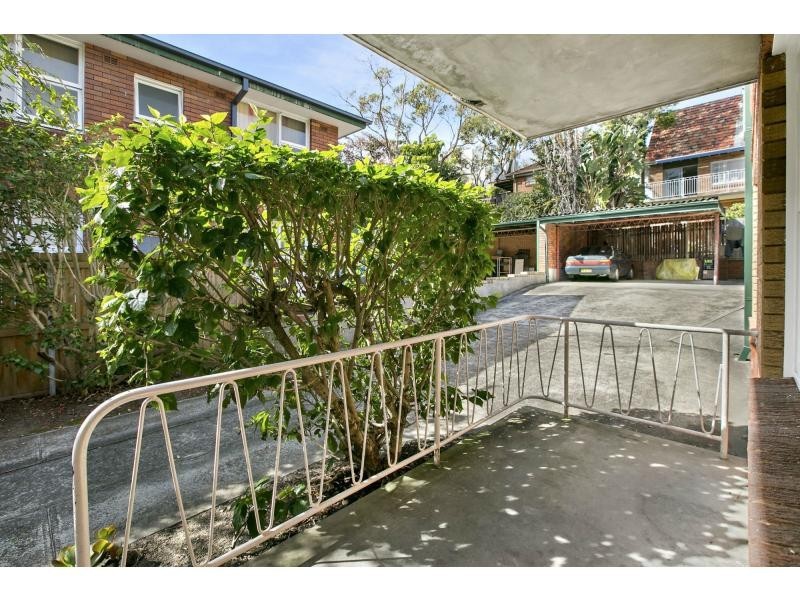 4/15 Sturdee Parade, Dee Why NSW 2099