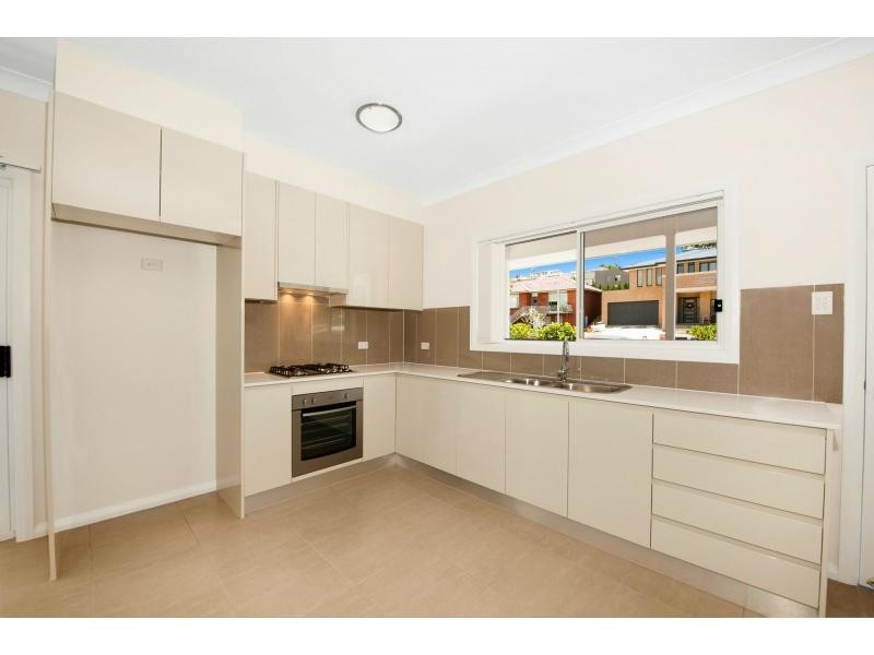 2a Regina Avenue, Brookvale NSW 2100