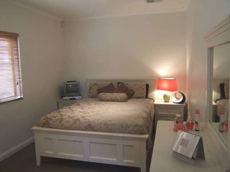 27 Henrietta Street, Prospect SA 5082