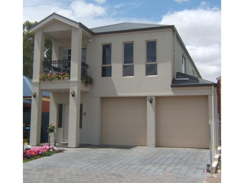 18 Queensborough Avenue, Hillcrest SA 5086