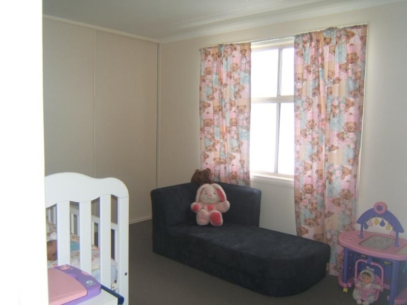 18 Queensborough Avenue, Hillcrest SA 5086