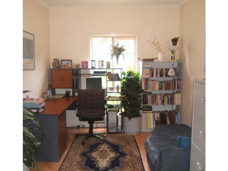 18 Queensborough Avenue, Hillcrest SA 5086