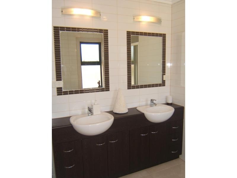 36 Sandville Avenue, Broadview SA 5083