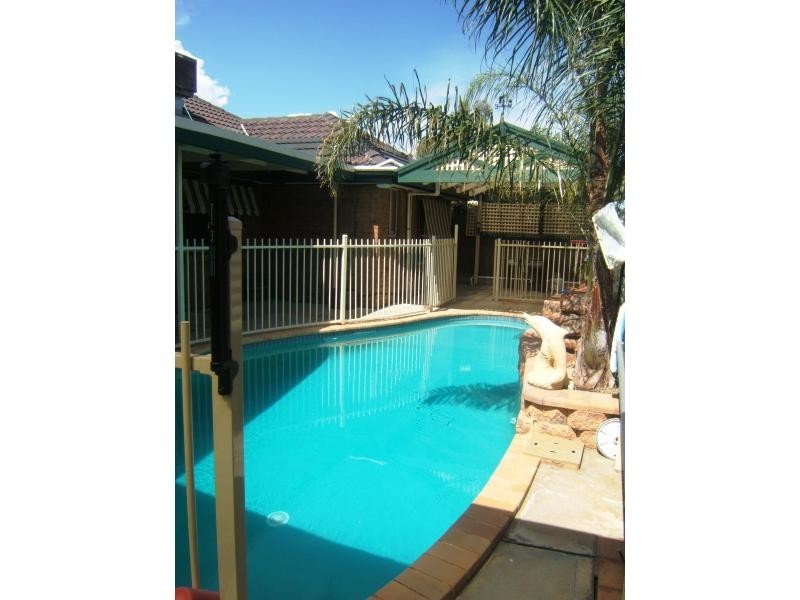 2/21 Blyth Street, Clearview SA 5085