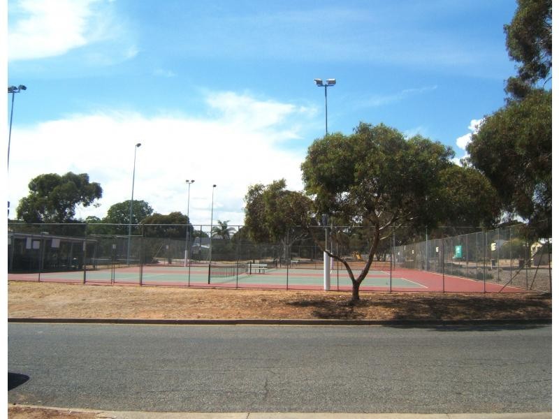 2/21 Blyth Street, Clearview SA 5085