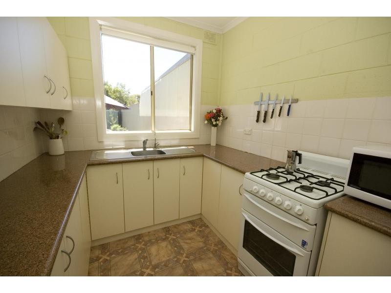 37 Hamley Crescent, Mansfield Park SA 5012