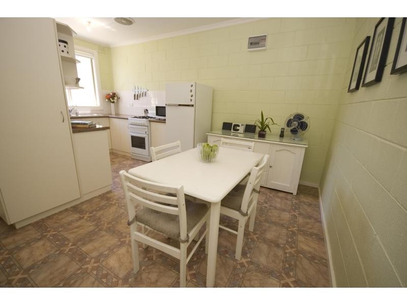 37 Hamley Crescent, Mansfield Park SA 5012