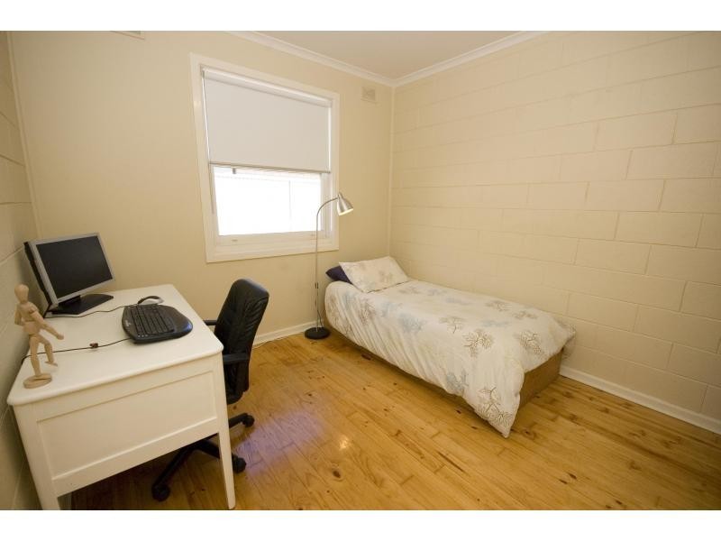 37 Hamley Crescent, Mansfield Park SA 5012