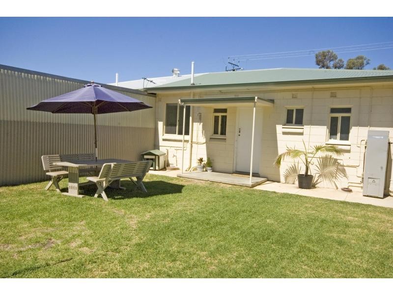 37 Hamley Crescent, Mansfield Park SA 5012