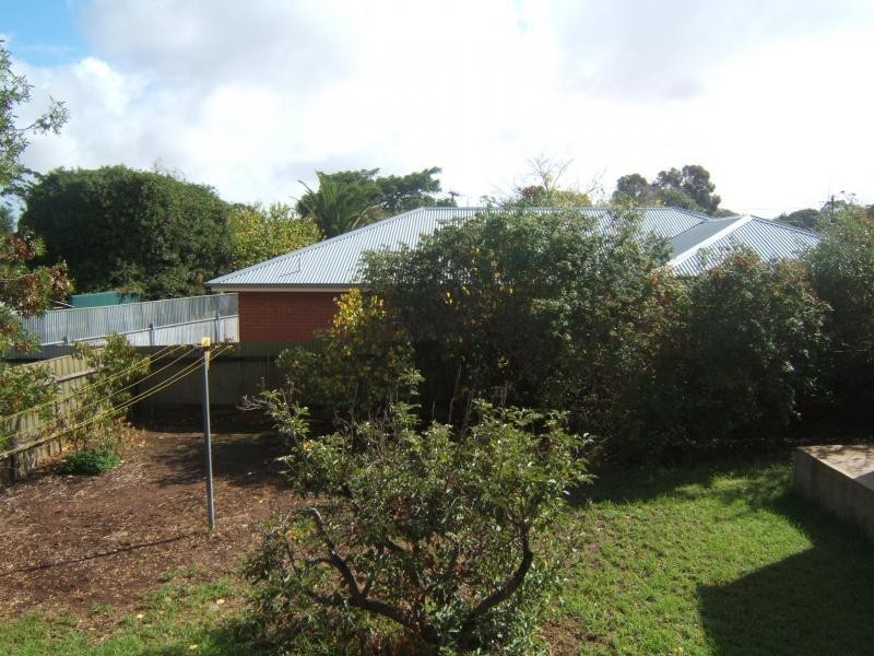 11 Deakin Street, Blair Athol SA 5084