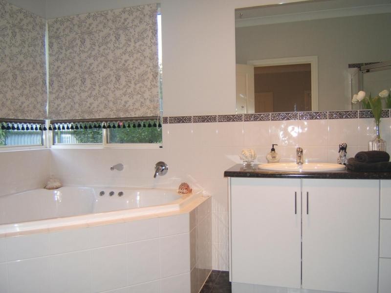 1 Da Costa Avenue, Prospect SA 5082