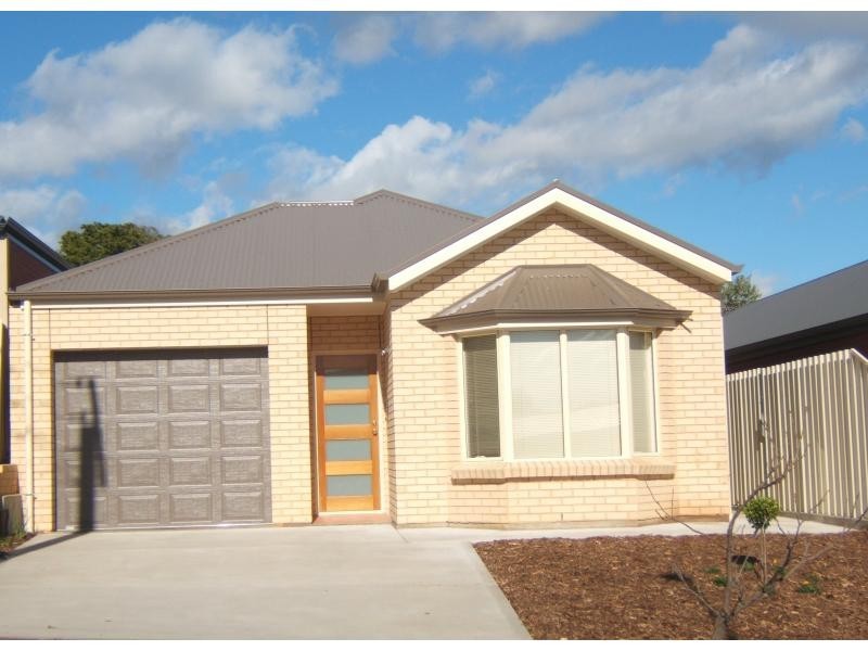 25 & 25a Trigg Street, Blair Athol SA 5084