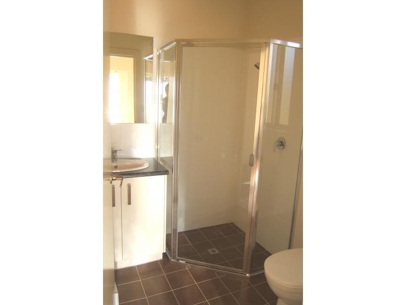 25 & 25a Trigg Street, Blair Athol SA 5084