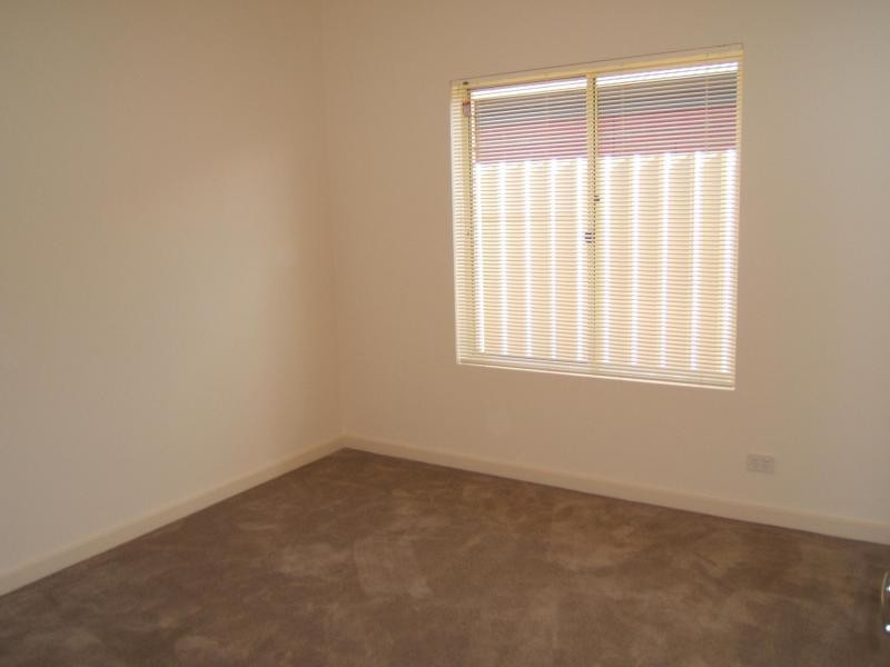 25 & 25a Trigg Street, Blair Athol SA 5084