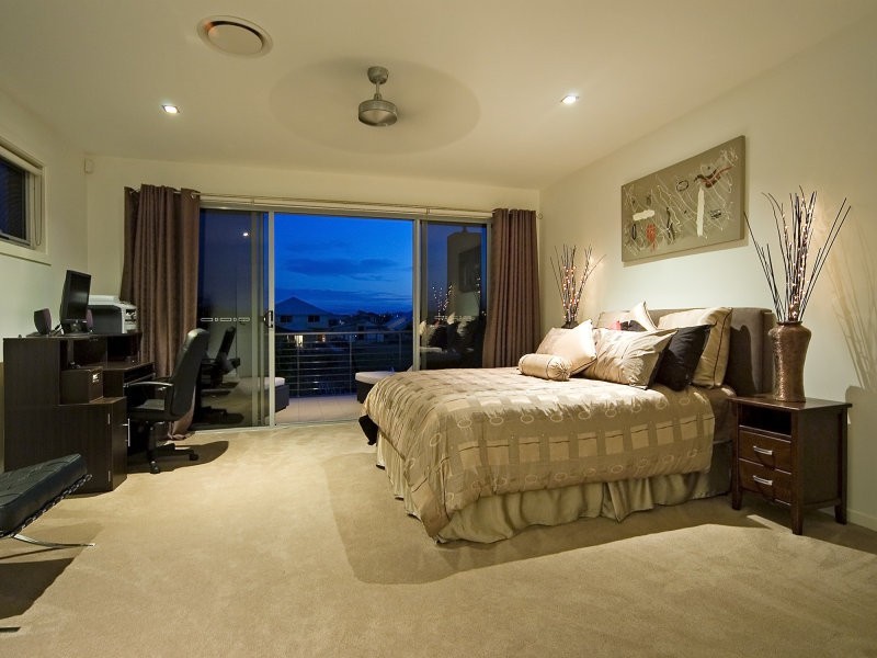 2 North Bank Court, River Links, Hope Island QLD 4212